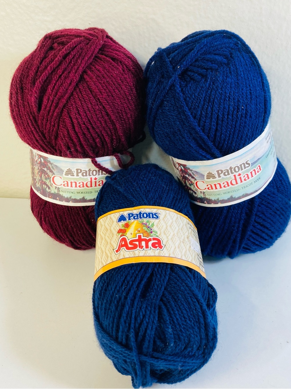 ~8.5 oz Total Patons Mix: Canadianna & Astra ACRYLIC Yarns - Burgundy Royal Blue